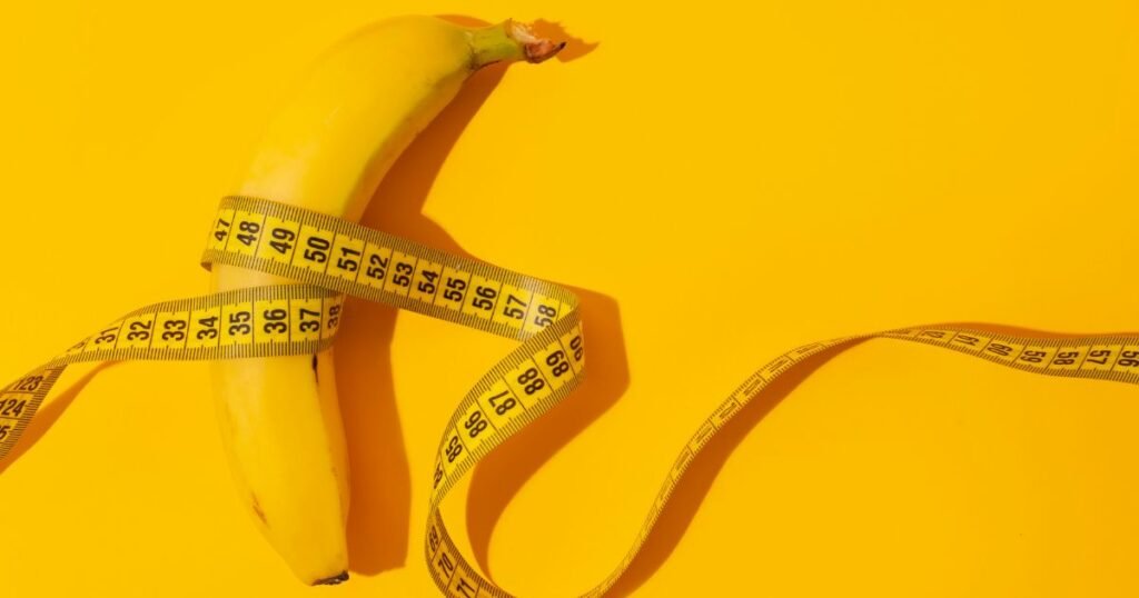 banana and measuring tape depicting penis size